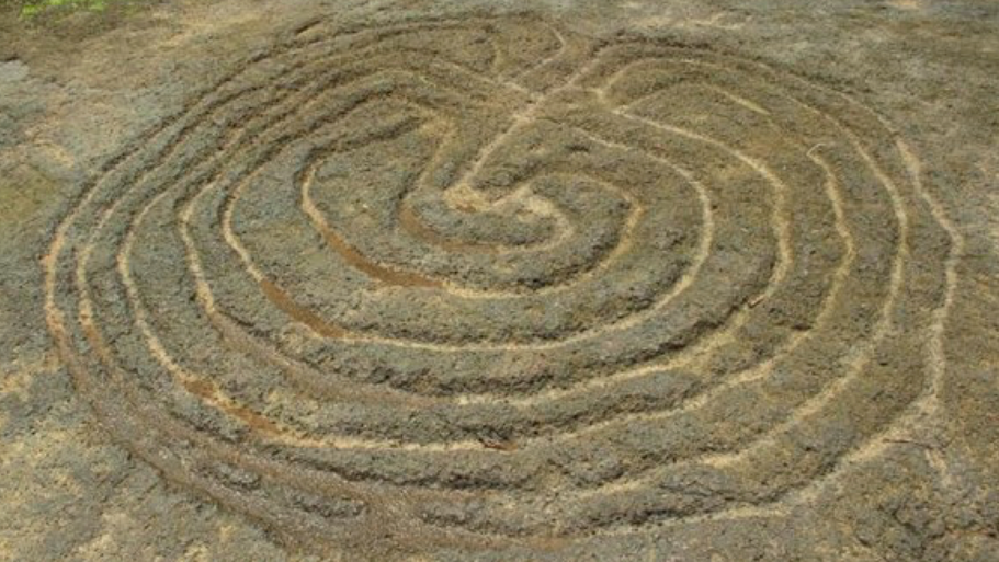 kolam